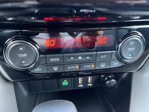 New 2024 Mitsubishi Eclipse Cross SE image 34