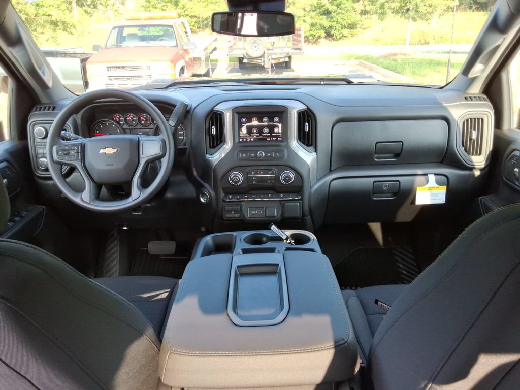 New 2026 Chevrolet Silverado 2500 Custom w/ Custom Value Package AWD/4WD image 19