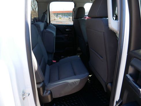 Used 2018 GMC Sierra 1500 SLE w/ Elevation Edition AWD/4WD image 9