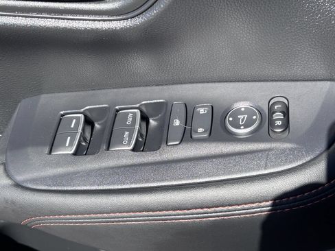 Certified 2025 Honda HR-V Sport image 21