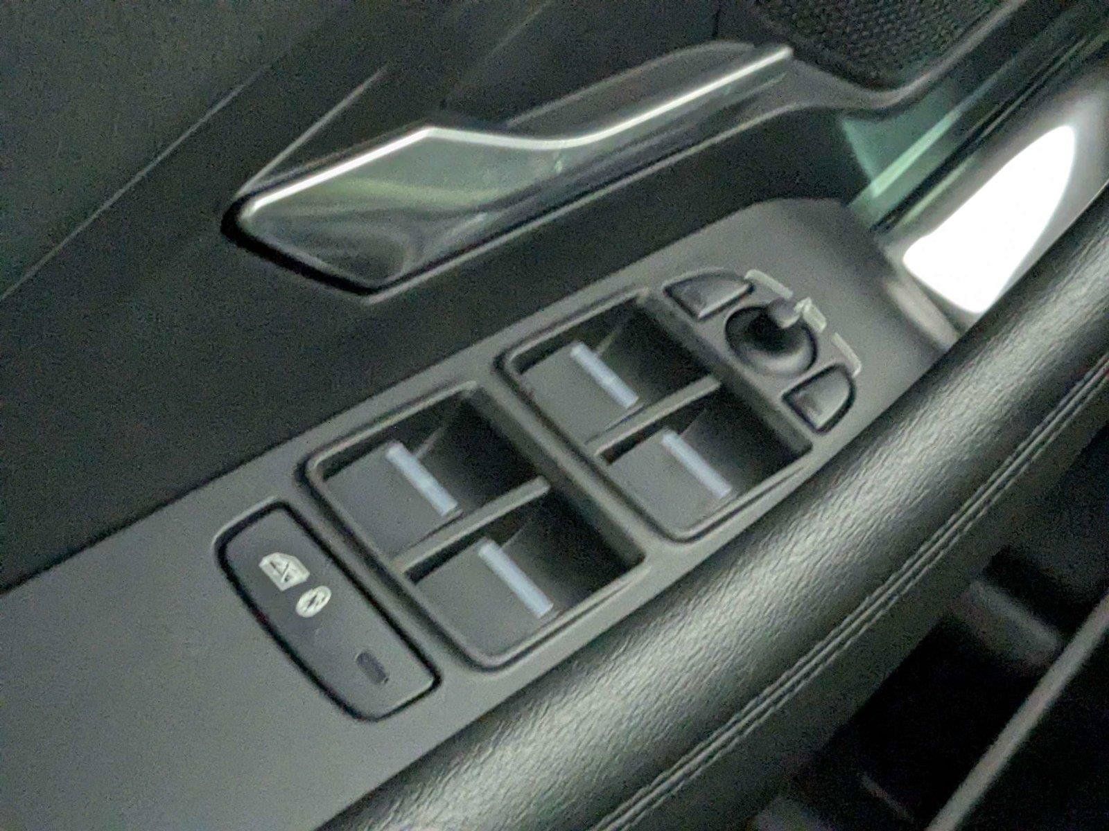 Used 2021 Jaguar E-PACE SE AWD/4WD image 15