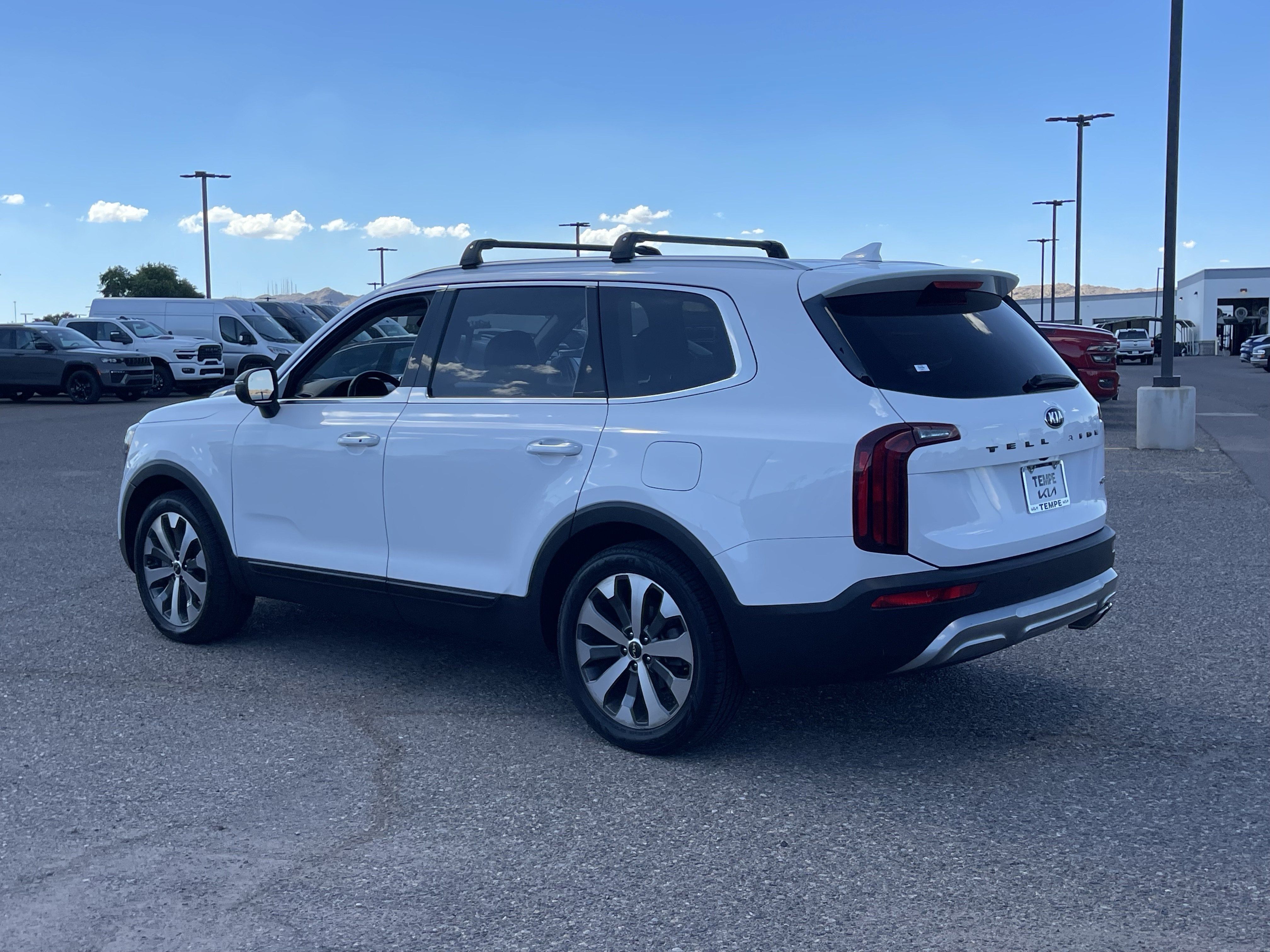 Used 2021 Kia Telluride S FWD image 4