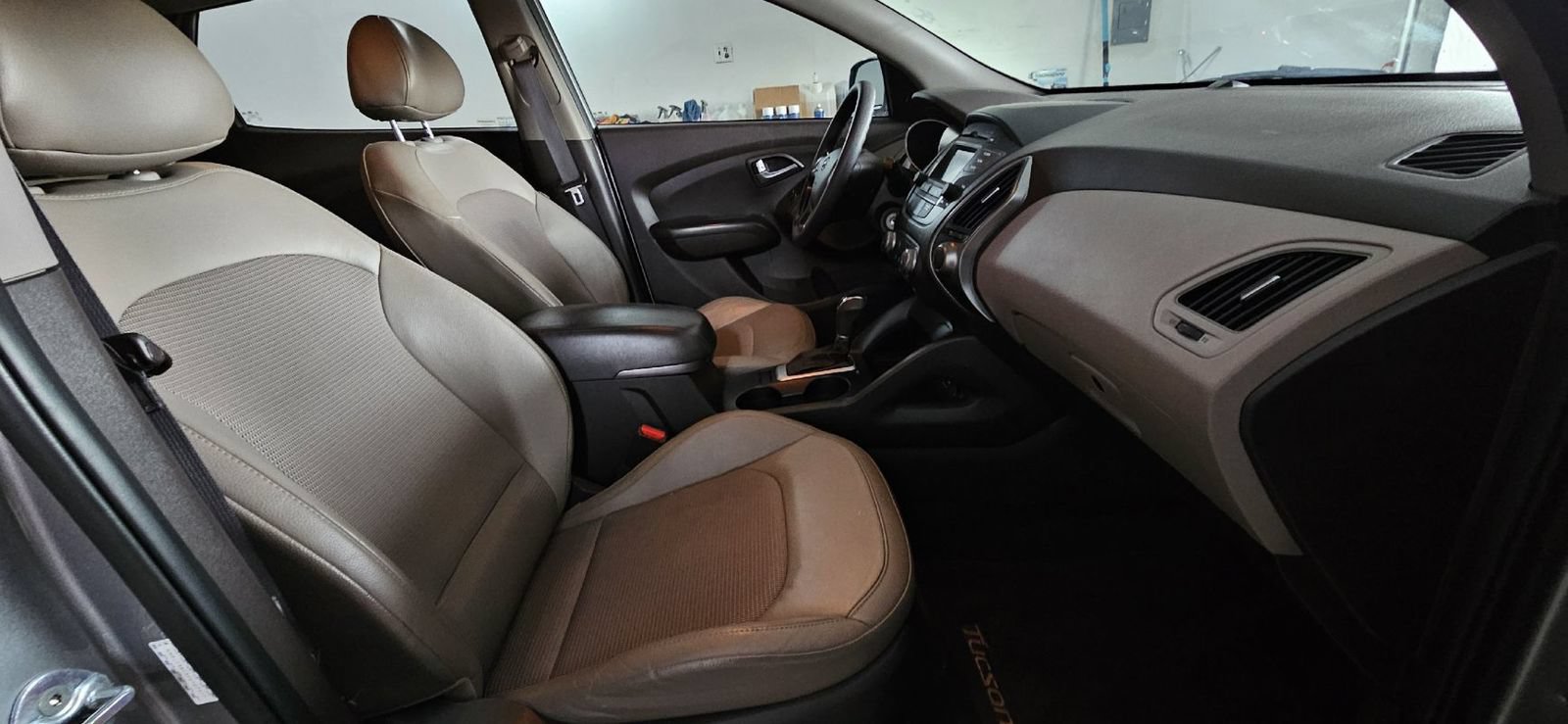 Used 2015 Hyundai Tucson GLS w/ Option Group 02 FWD image 15
