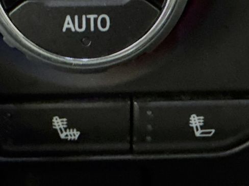 Used 2024 Chevrolet Suburban Z71 AWD/4WD image 25