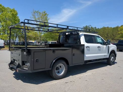 Used 2025 Ford F350 XL w/ XL Chrome Package AWD/4WD image 4