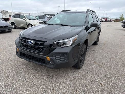 Used 2025 Subaru Outback Wilderness AWD/4WD image 1