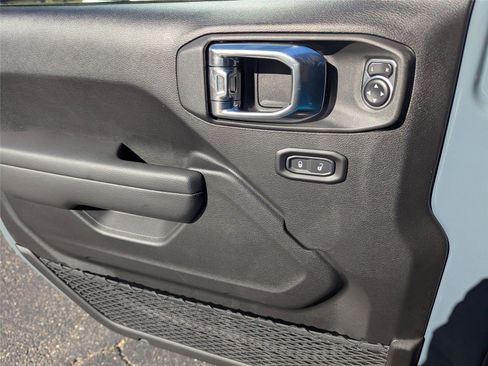 New 2026 Jeep Wrangler Unlimited Sport AWD/4WD image 17