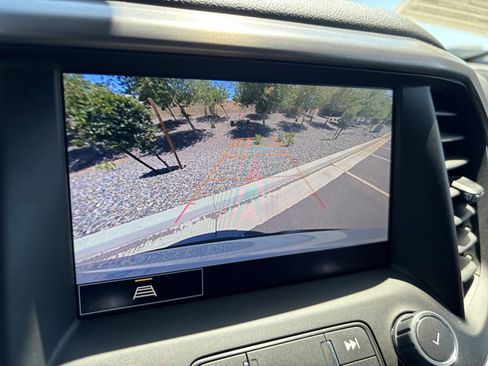Used 2023 GMC Acadia AT4 AWD/4WD image 29