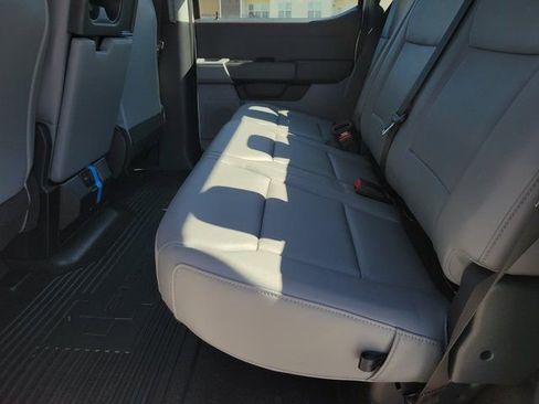 New 2026 Ford F250 XL w/ XL Chrome Package image 7