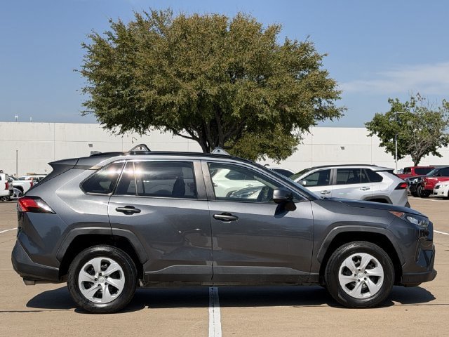 Used 2019 Toyota RAV4 LE w/ All Weather Liner Package FWD image 3