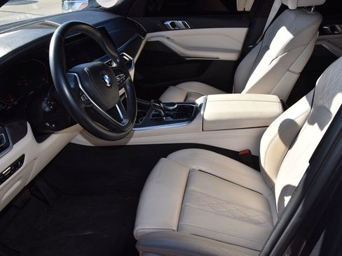Used 2019 BMW X5 xDrive40i w/ Executive Package image 9