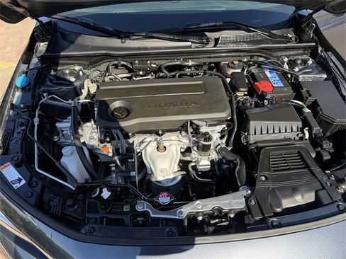 Used 2025 Honda Civic Sport image 27
