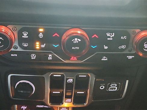 Used 2021 Jeep Wrangler Unlimited Rubicon image 23