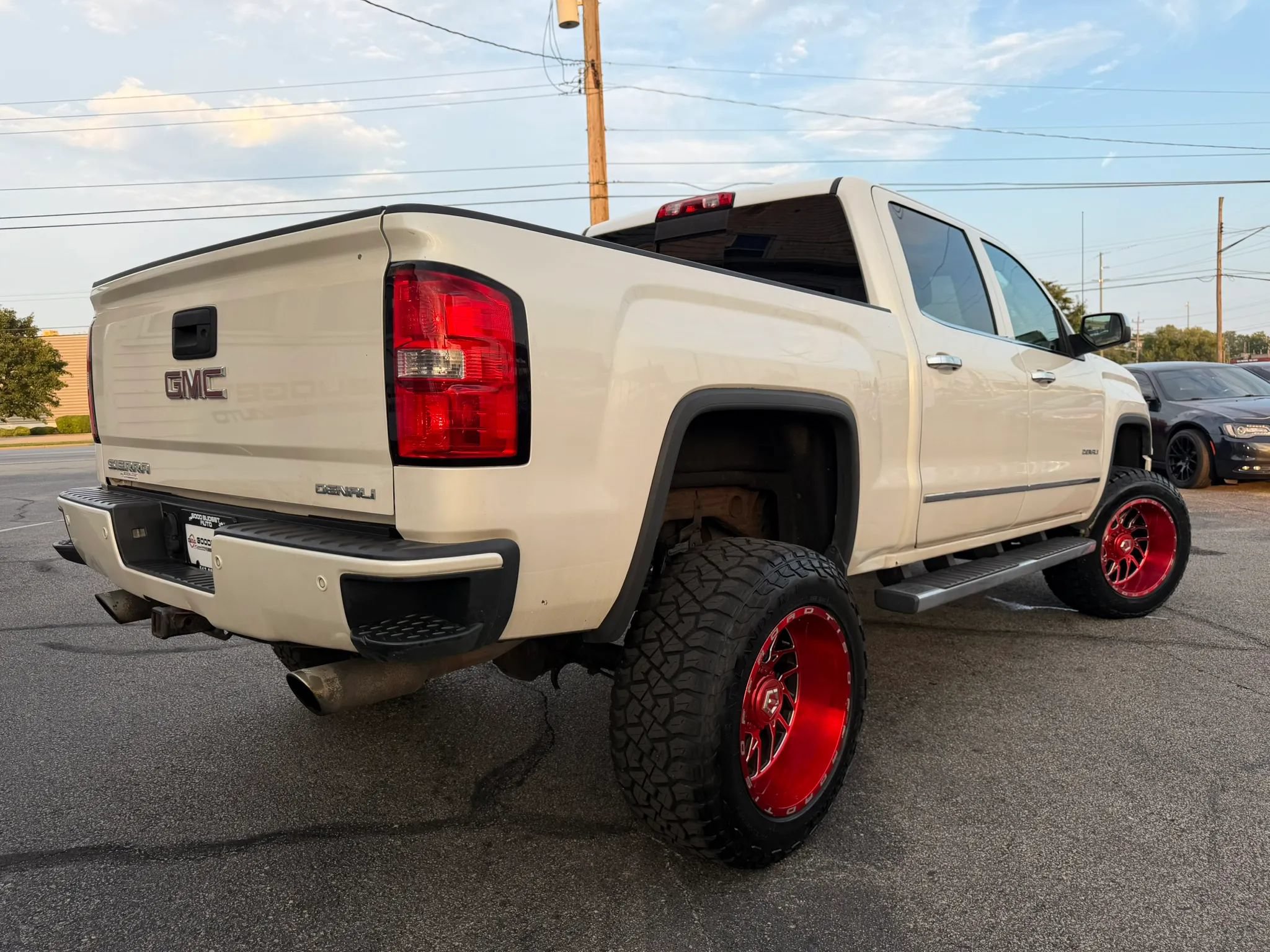 Used 2015 GMC Sierra 1500 Denali AWD/4WD image 25