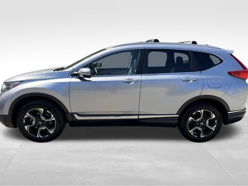 Used 2018 Honda CR-V Touring image 10