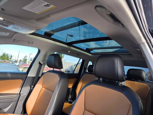 Used 2019 Volkswagen Tiguan SEL w/ 3rd Row Seat Package AWD/4WD image 22