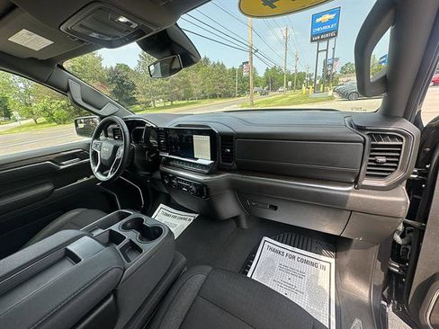 Certified 2024 Chevrolet Silverado 1500 LT AWD/4WD image 30