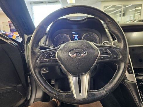 Used 2019 INFINITI Q60 3.0t Luxe w/ Essential Package AWD/4WD image 13