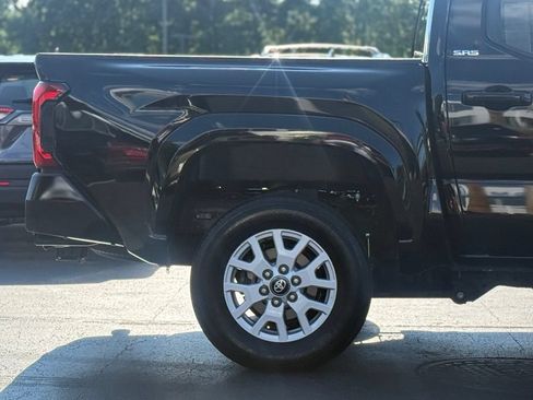 Certified 2024 Toyota Tacoma SR5 AWD/4WD image 8