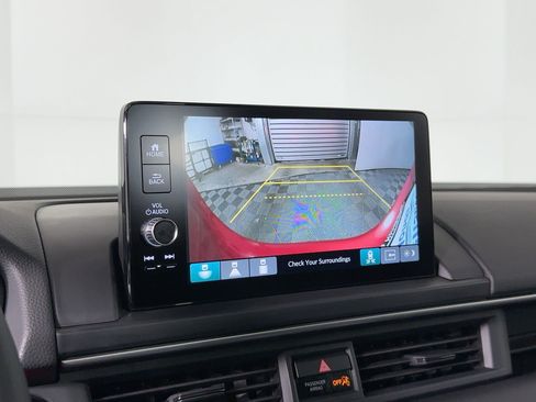 New 2025 Honda Pilot Touring image 24