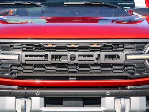 Used 2023 Ford Bronco Raptor image 7