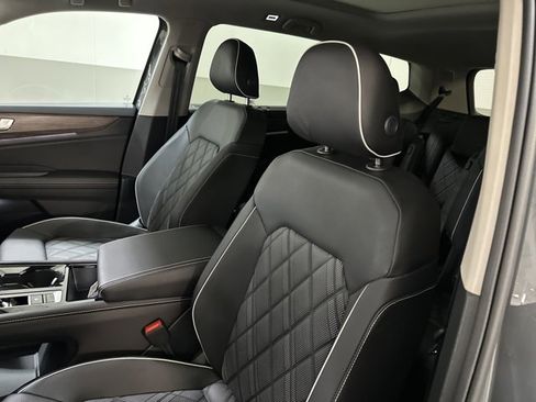 New 2026 Volkswagen Atlas SEL Premium R-Line AWD/4WD image 14