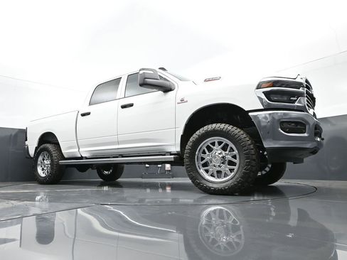 New 2026 RAM 2500 Tradesman image 36