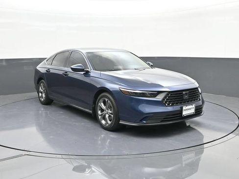 Used 2024 Honda Accord EX image 22