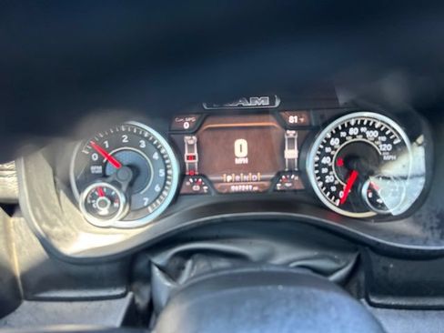 Used 2022 RAM 1500 Laramie AWD/4WD image 10