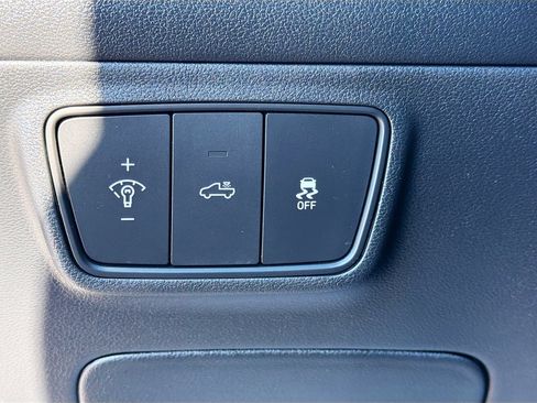 Used 2023 Hyundai Santa Cruz SEL image 32