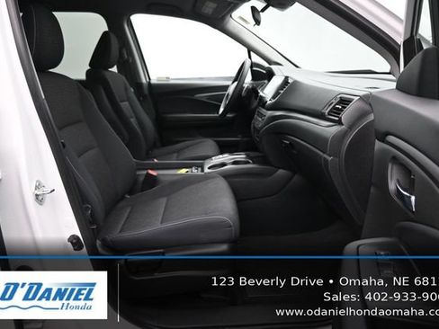 Used 2023 Honda Ridgeline Sport image 40