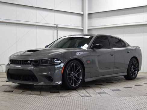Used 2023 Dodge Charger Scat Pack w/ Plus Group RWD image 3