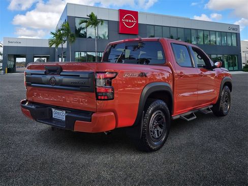 Certified 2025 Nissan Frontier PRO-4X w/ Pro Convenience Package image 7