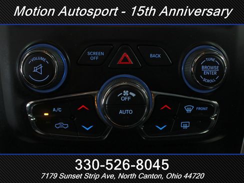 Used 2020 RAM 1500 Classic SLT w/ Luxury Group AWD/4WD image 24