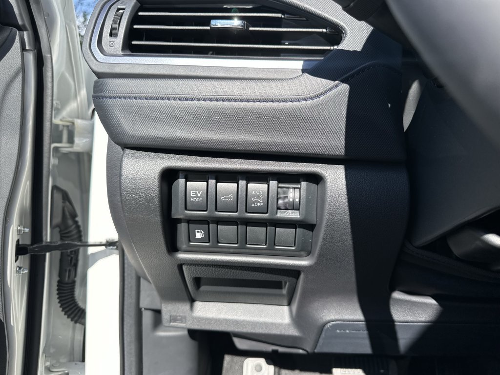 New 2026 Subaru Forester Limited AWD/4WD image 33