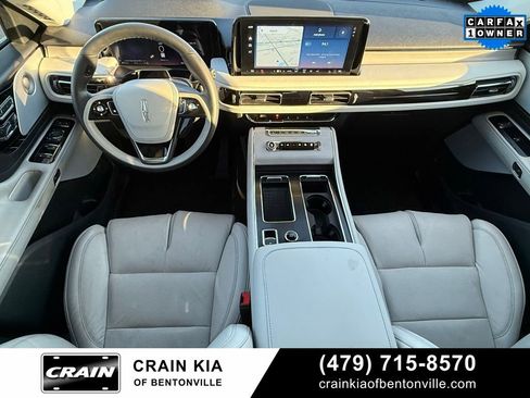 Used 2025 Lincoln Aviator Reserve w/ Equipment Group 201A image 30