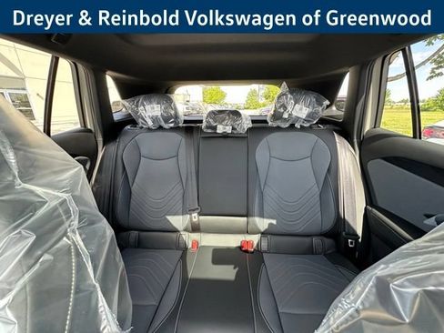 New 2026 Volkswagen Tiguan SE R-Line AWD/4WD image 30