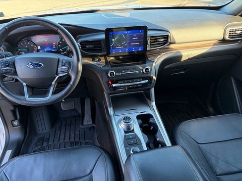 Used 2020 Ford Explorer Limited image 5