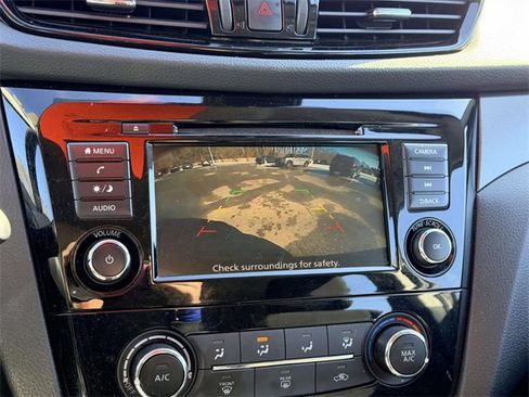 Used 2021 Nissan Rogue Sport S image 20