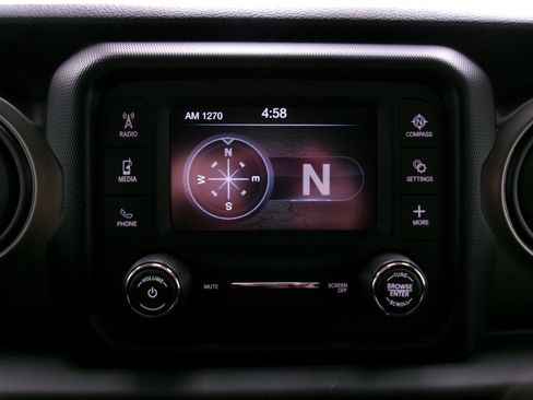 Used 2019 Jeep Wrangler Sport image 5