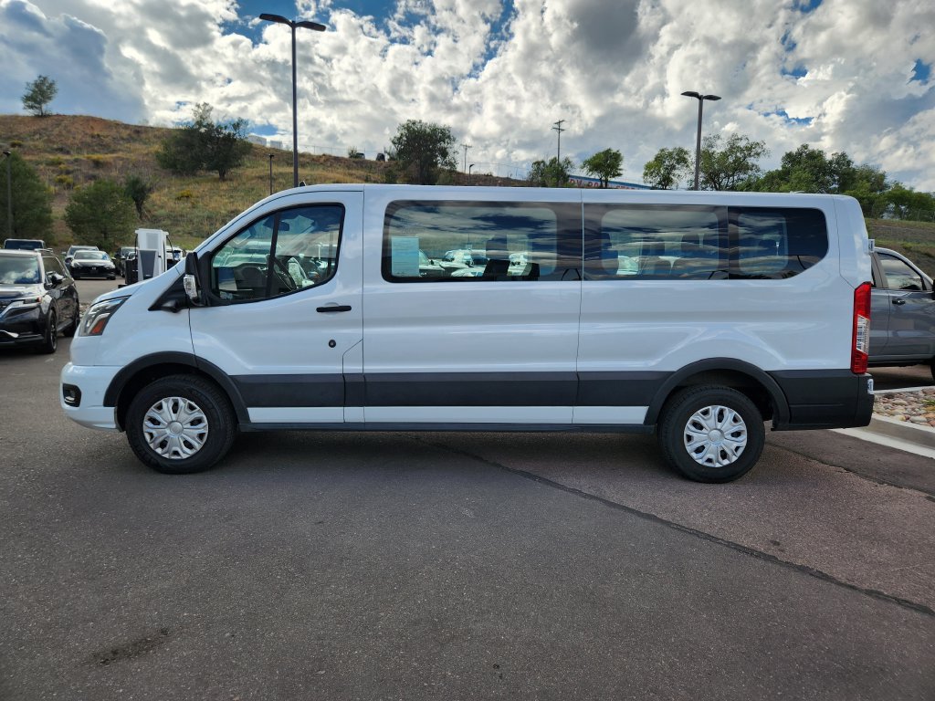 Used 2023 Ford Transit 350 XLT RWD image 4