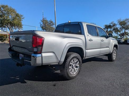 Used 2019 Toyota Tacoma SR5 image 4