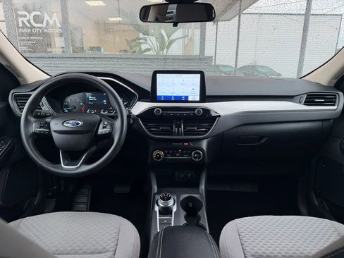 Used 2020 Ford Escape SE image 26