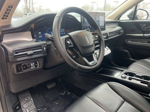 Used 2023 Lincoln Corsair AWD w/ Equipment Group 101A image 25