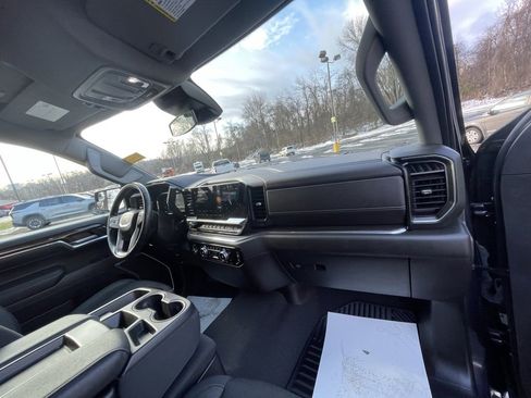 Certified 2023 GMC Sierra 1500 Elevation image 11