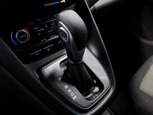 Certified 2020 Ford Transit Connect XL image 33