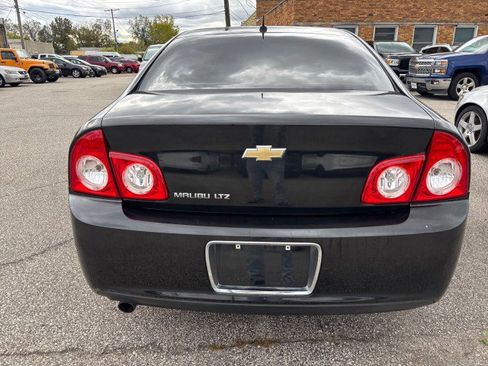 Used 2011 Chevrolet Malibu LTZ image 6