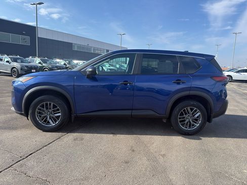 Certified 2023 Nissan Rogue S image 6