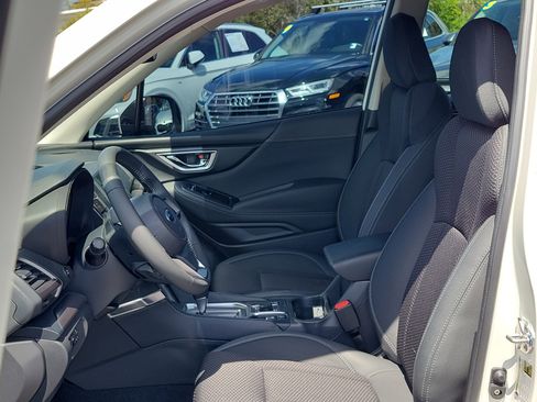 Used 2024 Subaru Forester Premium image 22