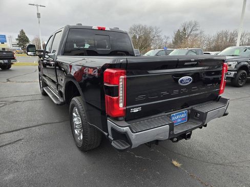 Used 2023 Ford F350 Lariat w/ Chrome Package image 6